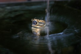 ring met eigen steen en oud goud