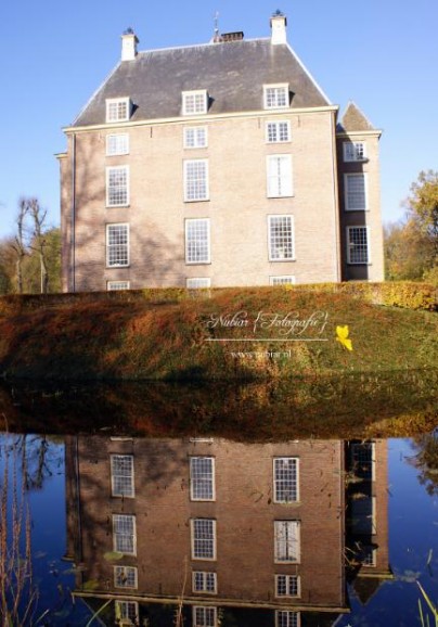 Kasteel Zoelen spiegelbeeld