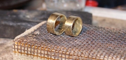 ring laten  graveren tiel