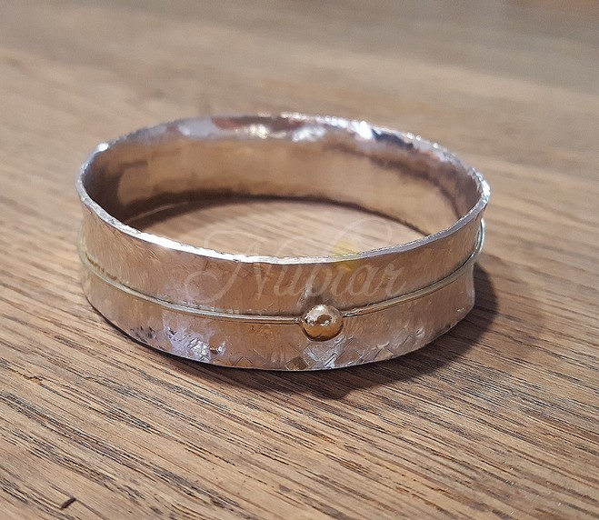 Zilveren armband met gouden armband